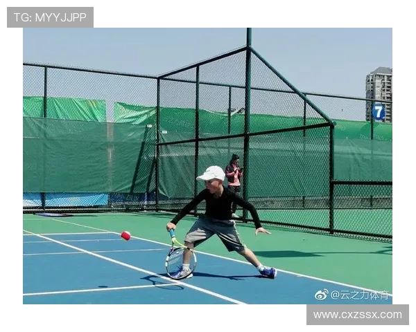 全国锦标赛回顾：西安网球队在比赛中的战术意识与团队配合分析