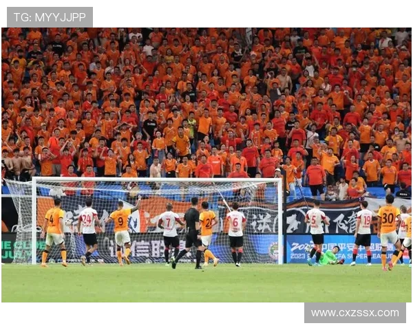 足球明星漏鸟图揭秘背后的故事与趣闻让你大开眼界的足球世界新视角 足球明星漏鸟图揭秘背后的故事与趣闻让你大开眼界的足球世界新视角